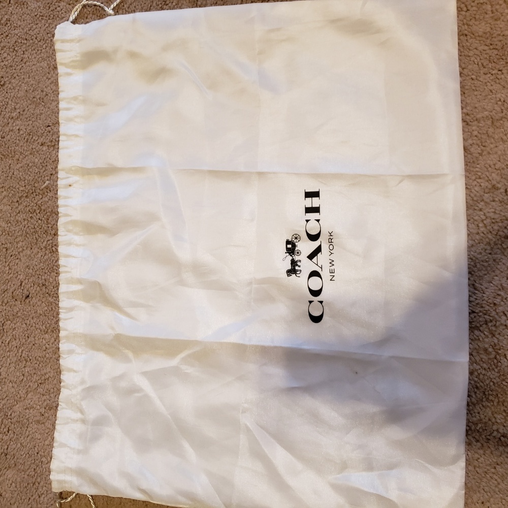 Coach White Leather Cross Body Bag - Picture 7 of 7